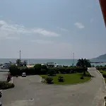 14473 Studio A Mandelieu Avec Une Vue Mer
